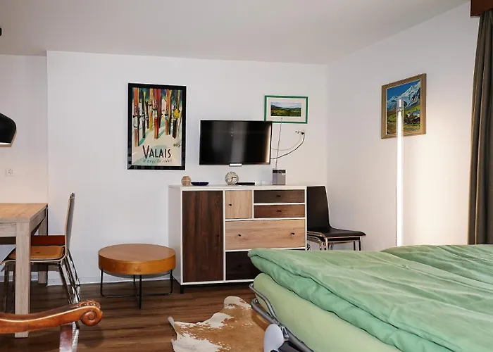 Апартаменты Valeria Зас-Фе